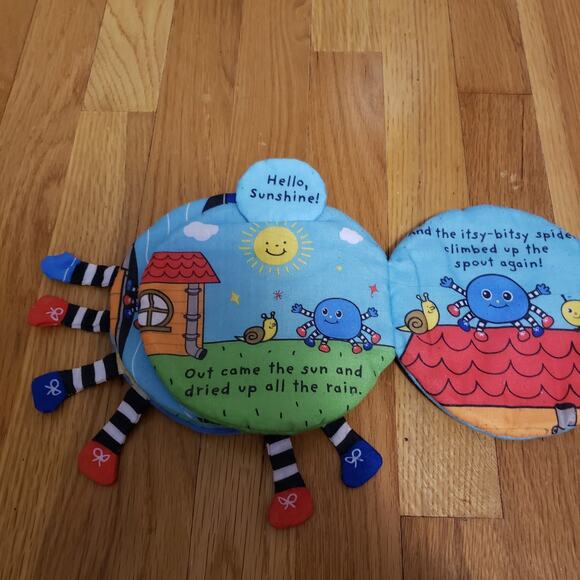 Melissa & Doug K’s Kids The Itsy Bitsy Spider Soft Cloth Book Crinkle Cover - Picture 8 of 11